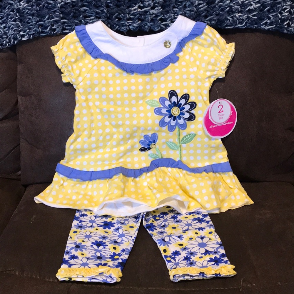 NWT 2 piece Nannette Kids outfit size 24 mo.